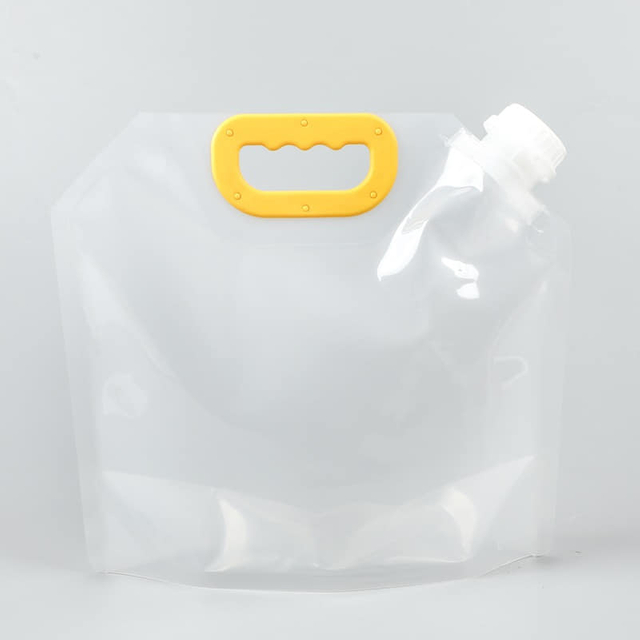 Spouted Plastic Bag with A Handle